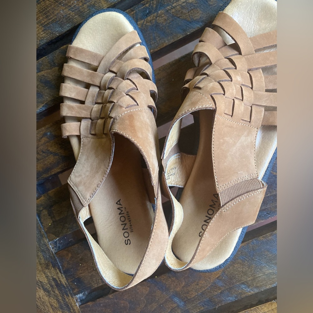 Comfort Sandals Tan.